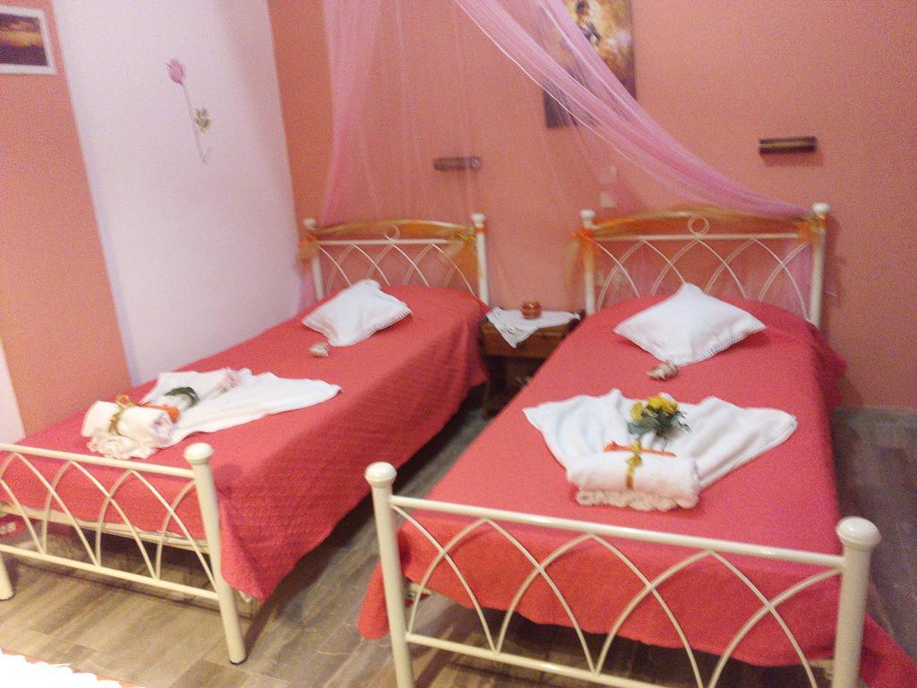 Sofia Margarita'S Rooms Агиос-Гордиос Номер фото