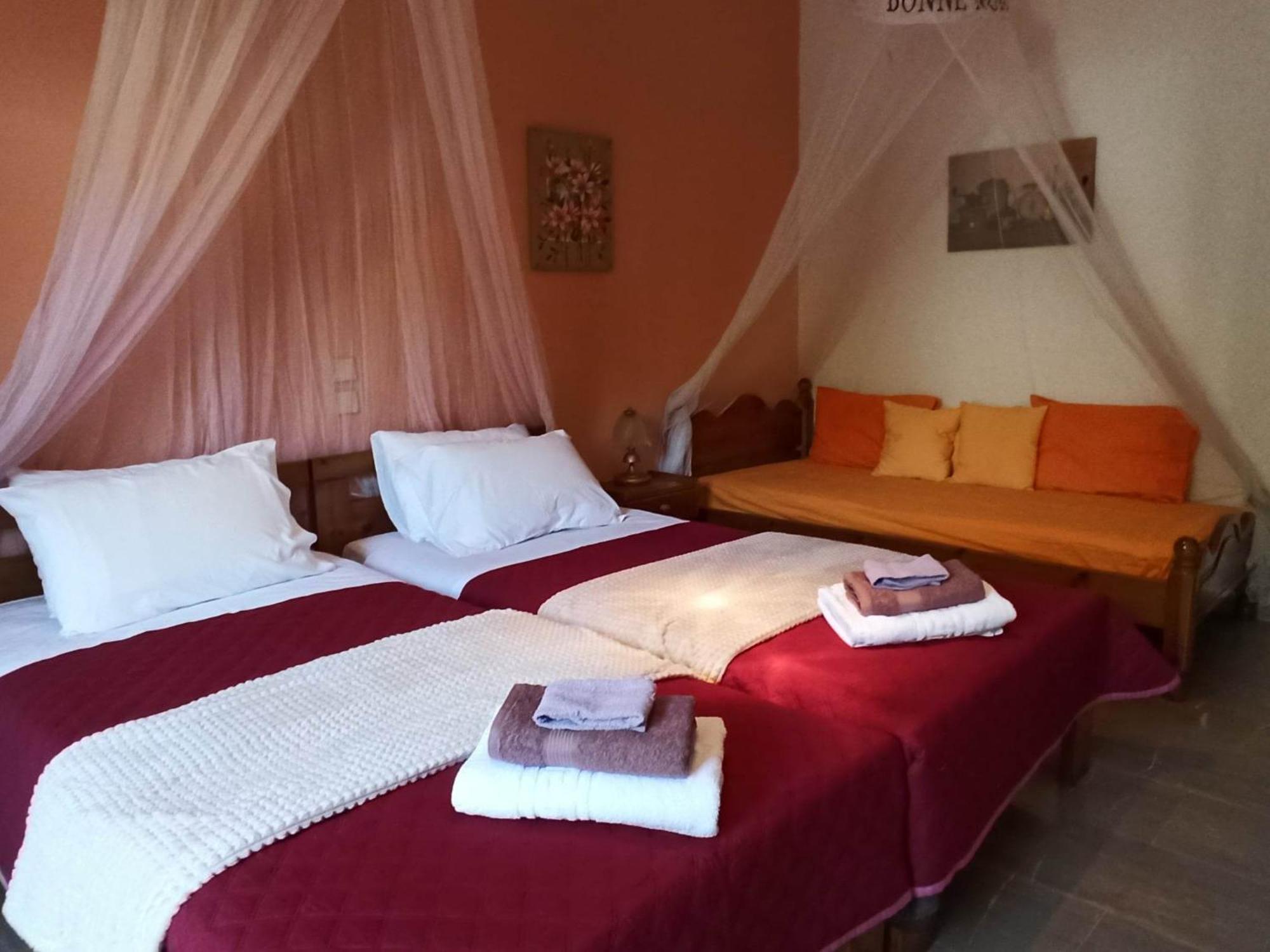 Sofia Margarita'S Rooms Агиос-Гордиос Экстерьер фото